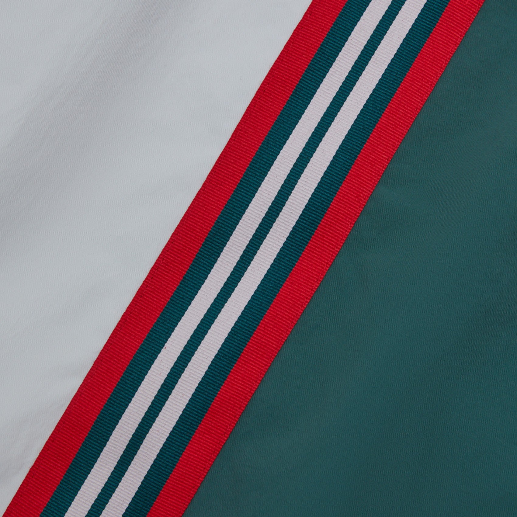 NAUTICA X HELAS TRACKSUIT JACKET_18434.jpg