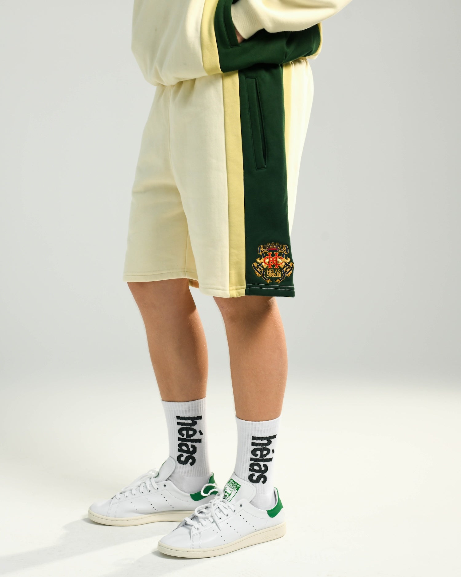 COURONNE SWEAT SHORTS LIGHT BEIGE