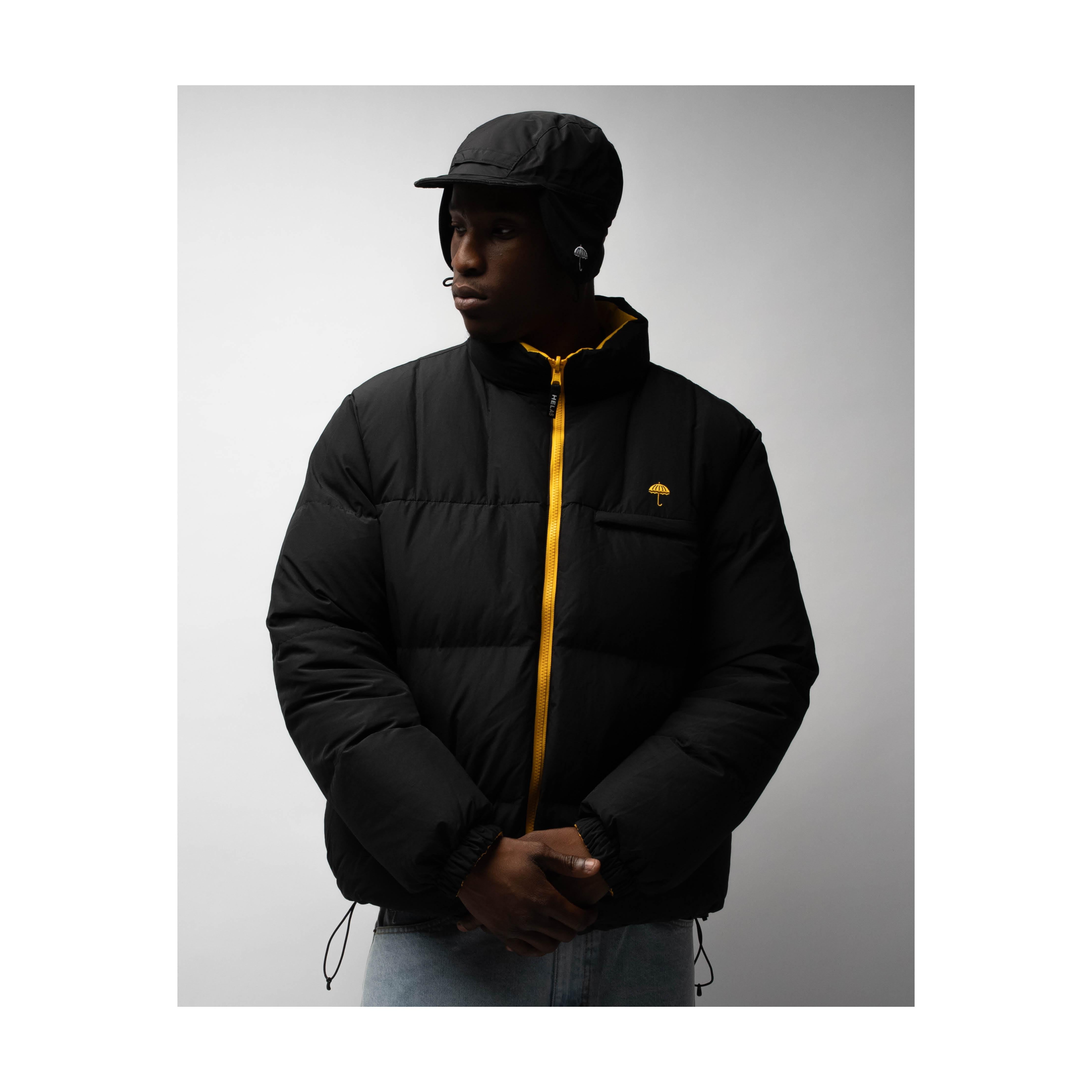 DUAL REVERSIBLE PUFFER JACKET YELLOW/BLACK_23997.jpg model