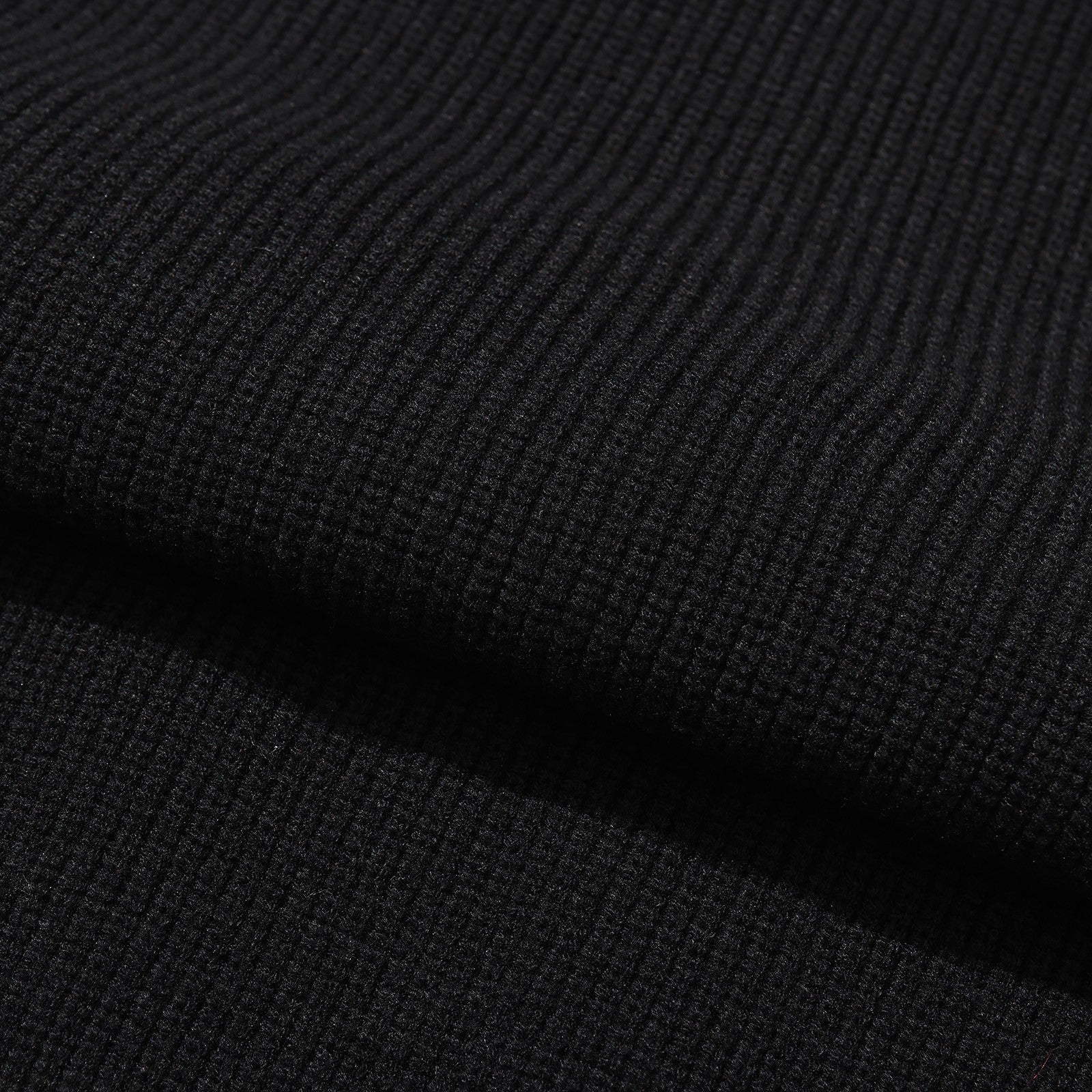 CLASSIC VEST KNIT BLACK_18897.jpg