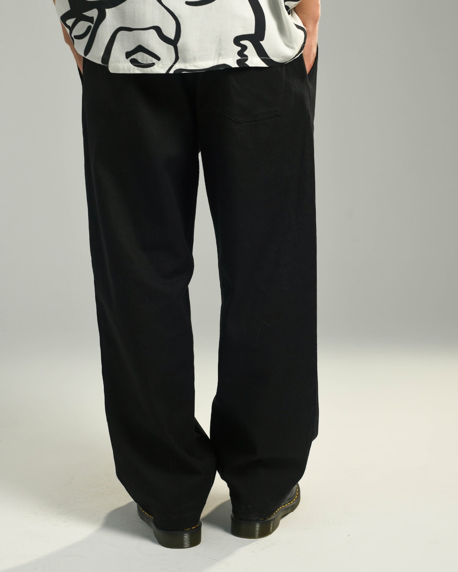 SURFER PANTS BLACK
